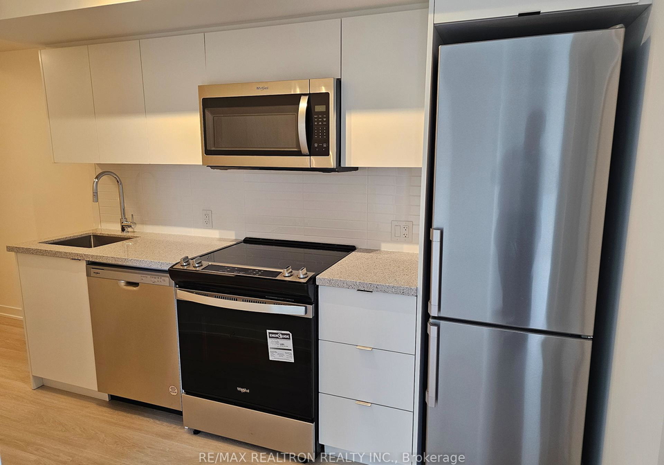 500-wilson-avenue-w-toronto-ontario-c12255465