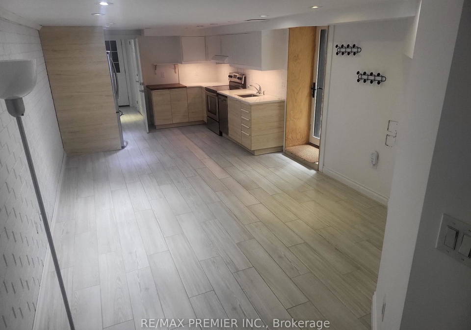 287-lisgar-street-toronto-ontario-c12255598