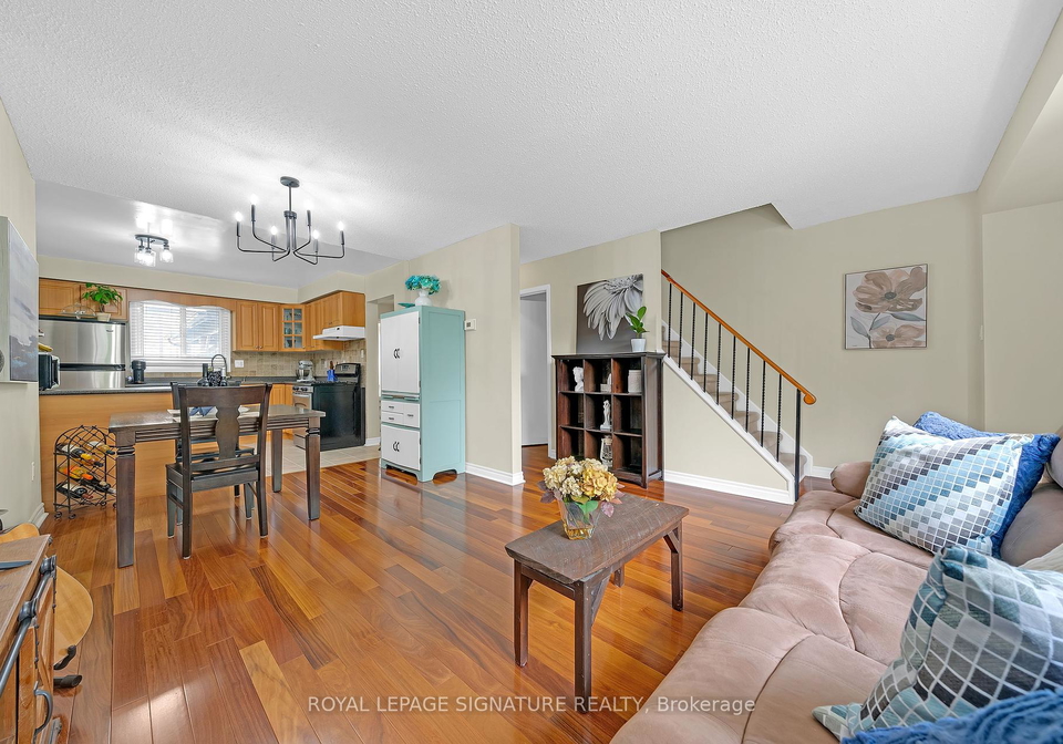 5-early-apple-way-north-york-ontario-c12255784