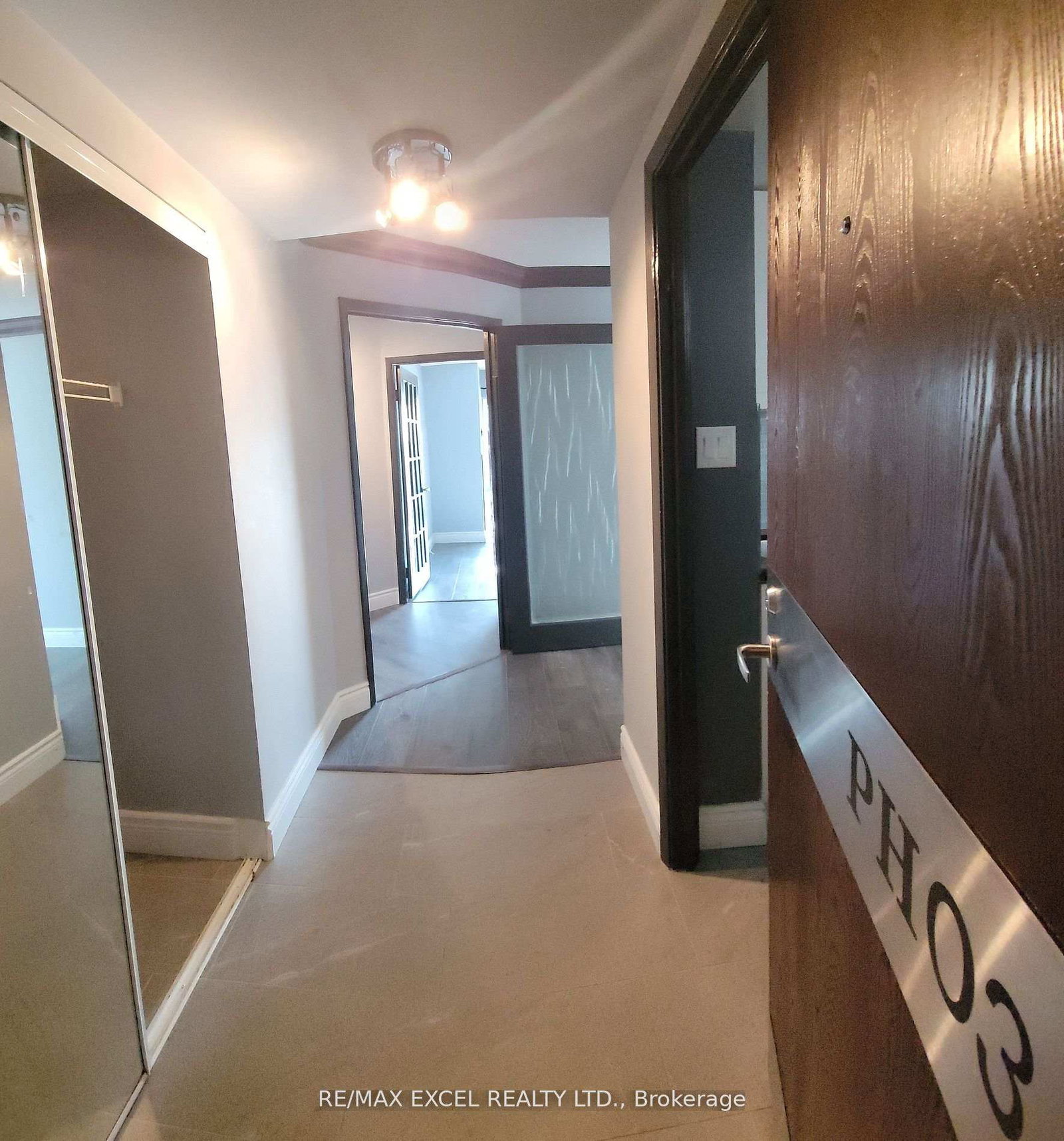 717-bay-street-toronto-ontario-c12255920
