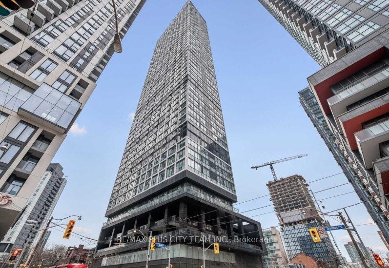 60-princess-street-toronto-ontario-c12256029