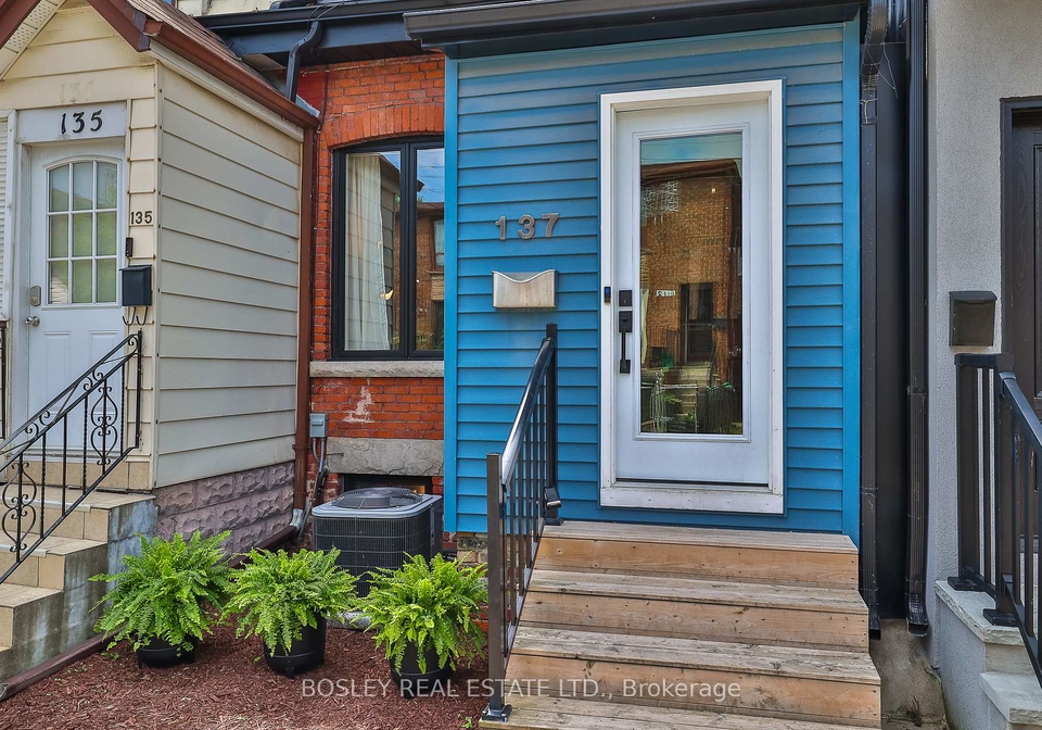 137-wolseley-street-toronto-ontario-c12256095