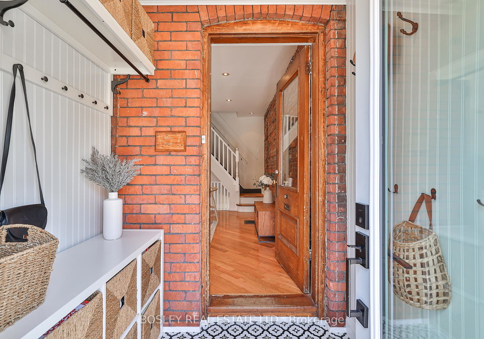137-wolseley-street-toronto-ontario-c12256095