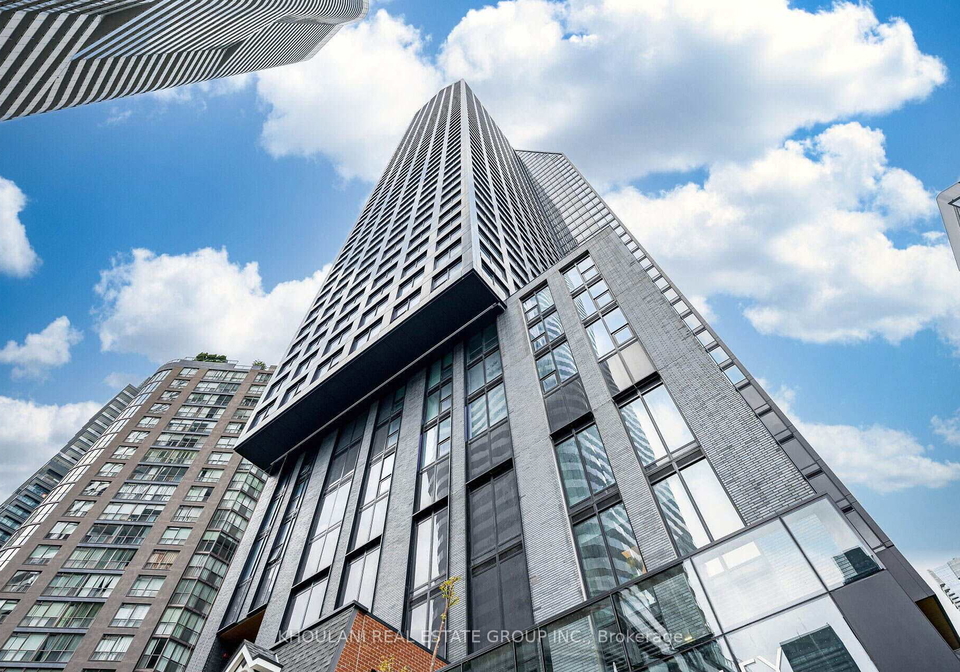 8-wellesley-street-w-toronto-ontario-c12256270