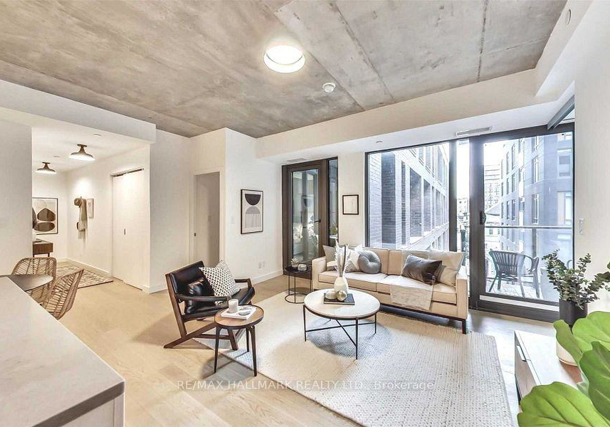 111-bathurst-estates-toronto-ontario-c12256383