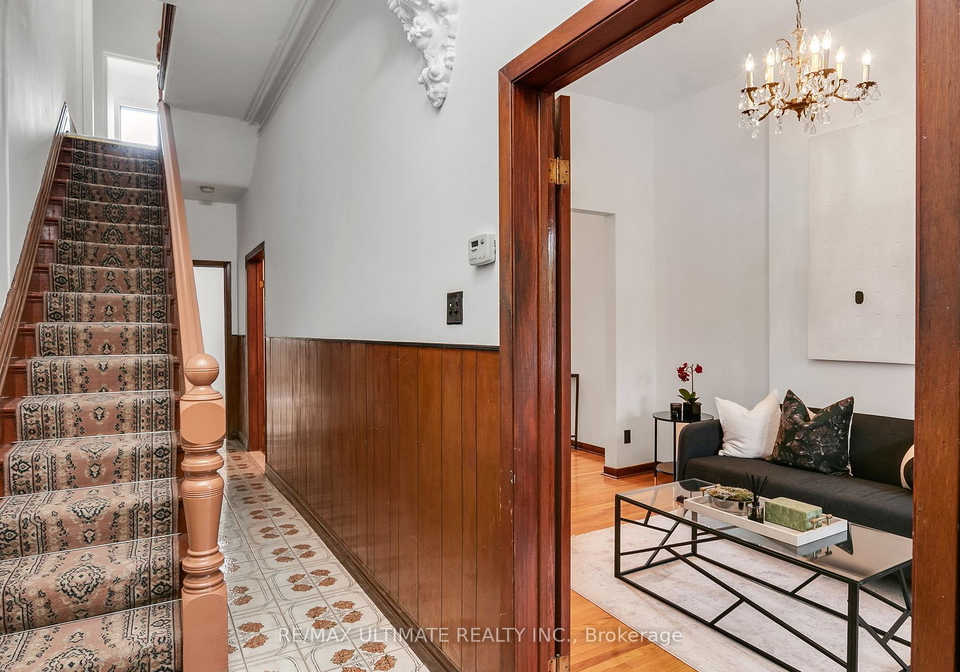 20-gladstone-avenue-toronto-ontario-c12256418