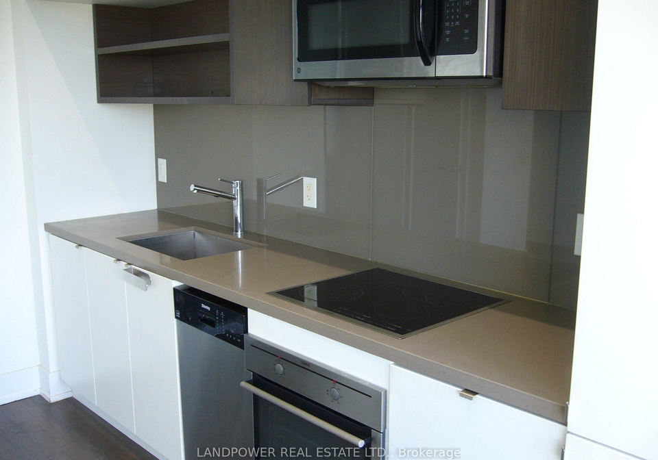 111-st-clair-avenue-w-toronto-ontario-c12256627