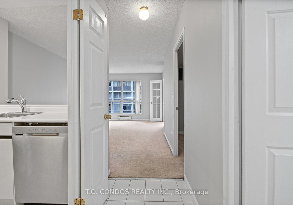 7-carlton-street-toronto-ontario-c12256679