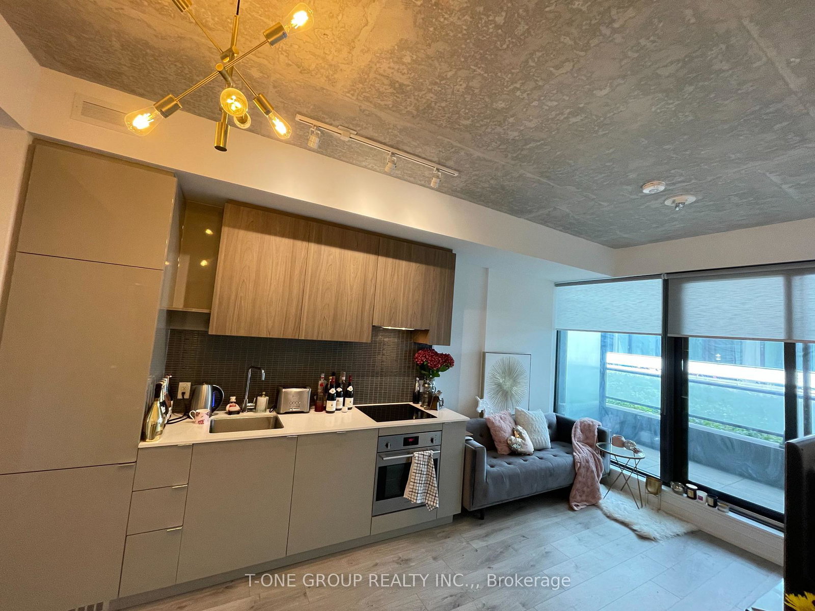 161-roehampton-avenue-toronto-ontario-c12256860