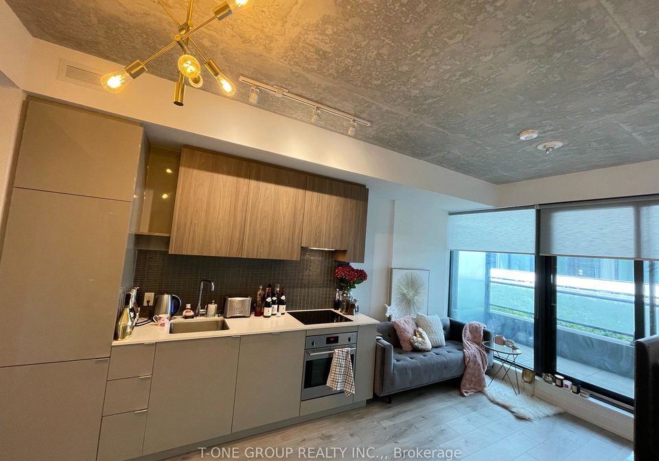 161-roehampton-avenue-toronto-ontario-c12256860