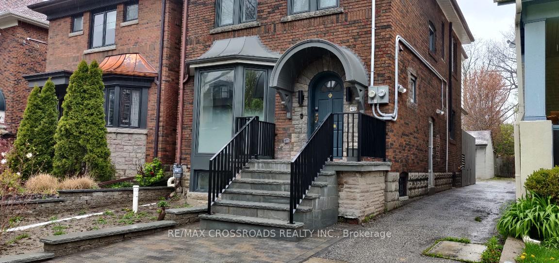 40-wells-lower-street-toronto-ontario-c12256893