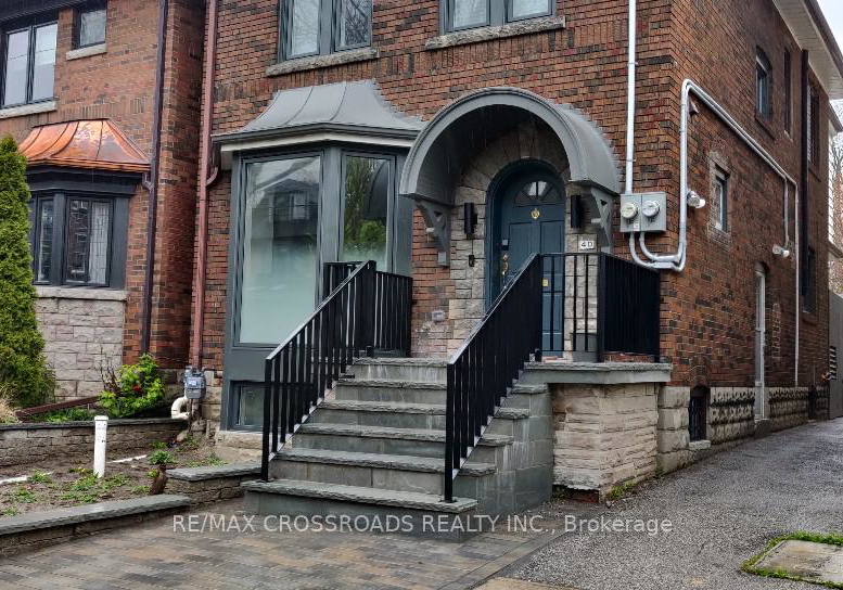 40-wells-lower-street-toronto-ontario-c12256893