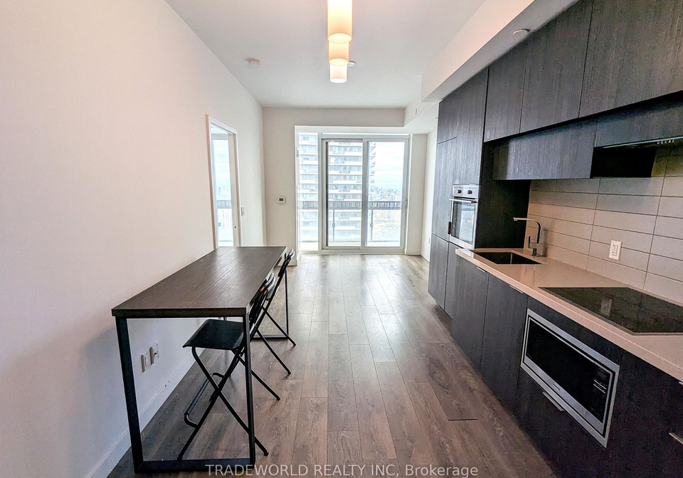 8-eglinton-avenue-e-toronto-ontario-c12257000