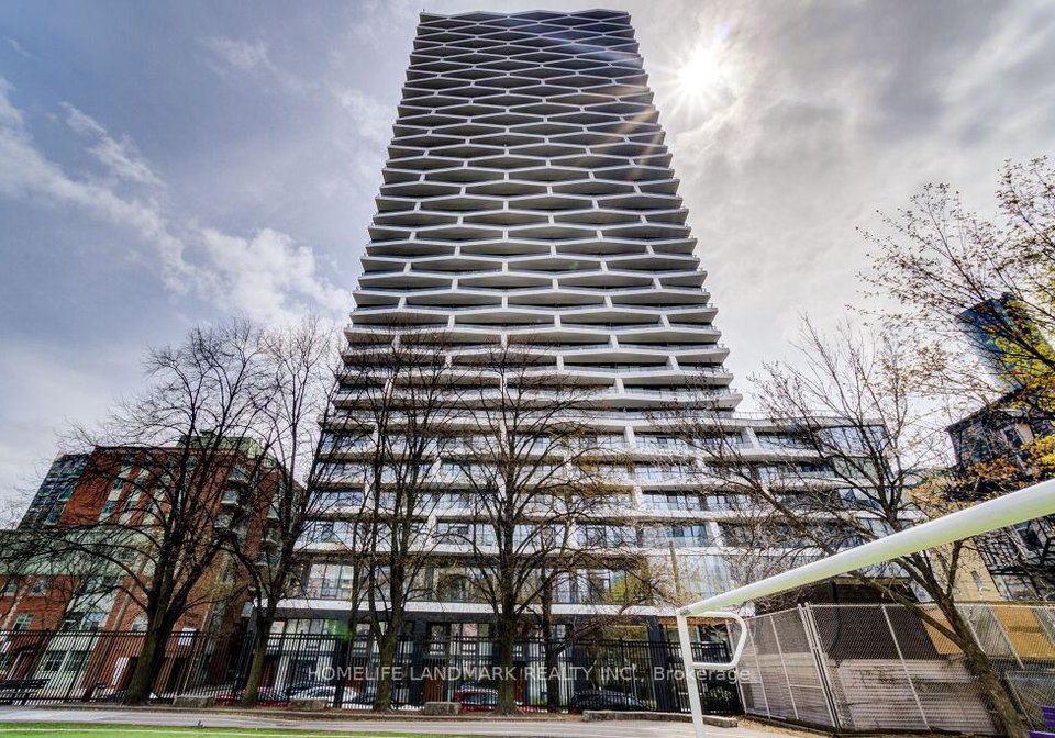 85-wood-street-toronto-ontario-c12257040