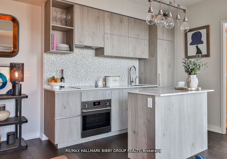 1-yorkville-avenue-toronto-ontario-c12257340