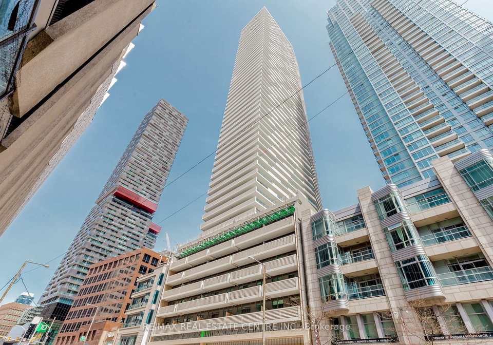 2221-yonge-street-toronto-ontario-c12257447