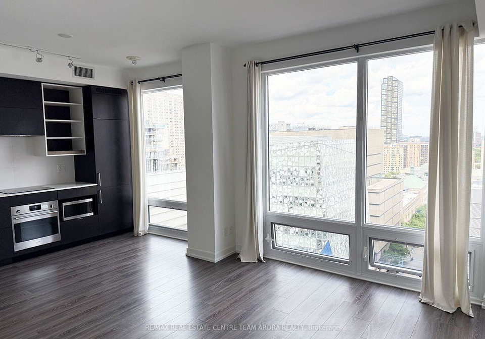 20-edward-street-toronto-ontario-c12257481