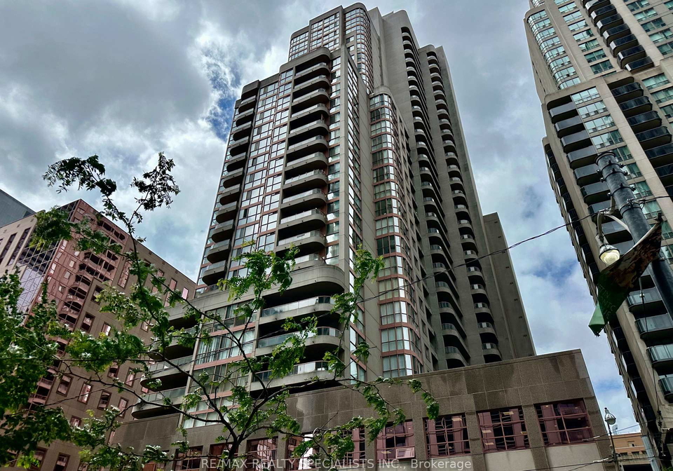 736-bay-street-toronto-ontario-c12257483
