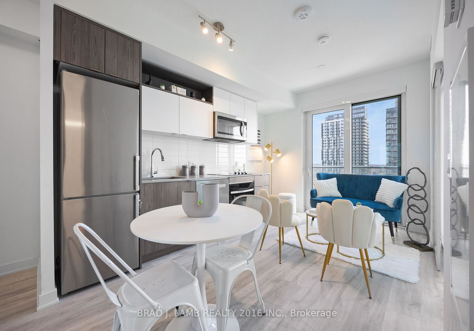 100-dalhousie-street-toronto-ontario-c12257572