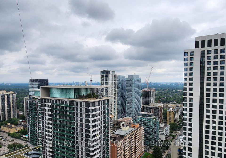 39-roehampton-avenue-toronto-ontario-c12257750