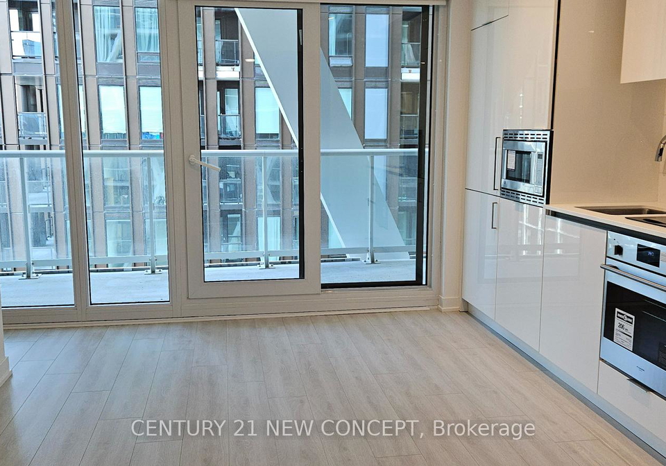 230-simcoe-street-toronto-ontario-c12257863
