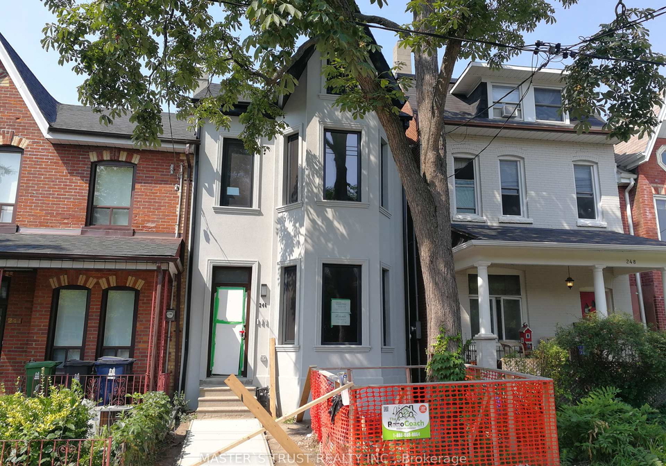 246-lippincott-street-toronto-ontario-c12258271