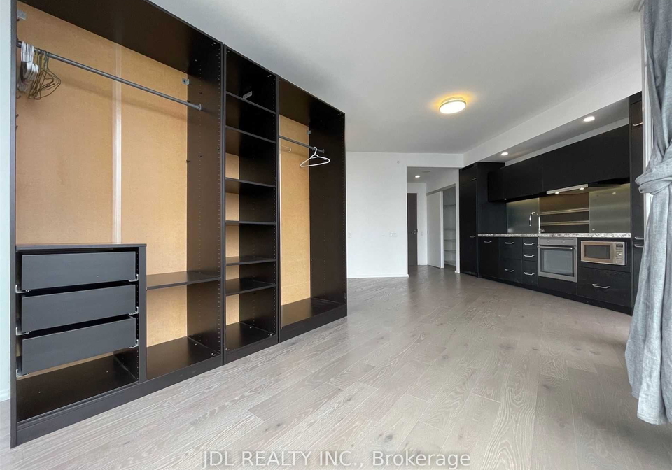 45-charles-street-e-toronto-ontario-c12258592