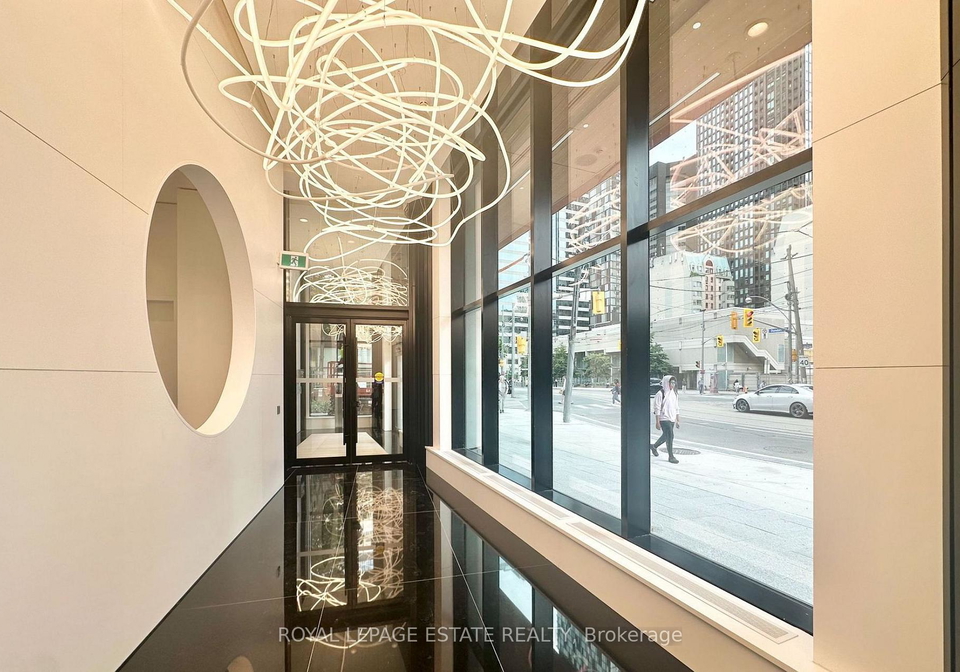 280-dundas-street-e-toronto-ontario-c12258703