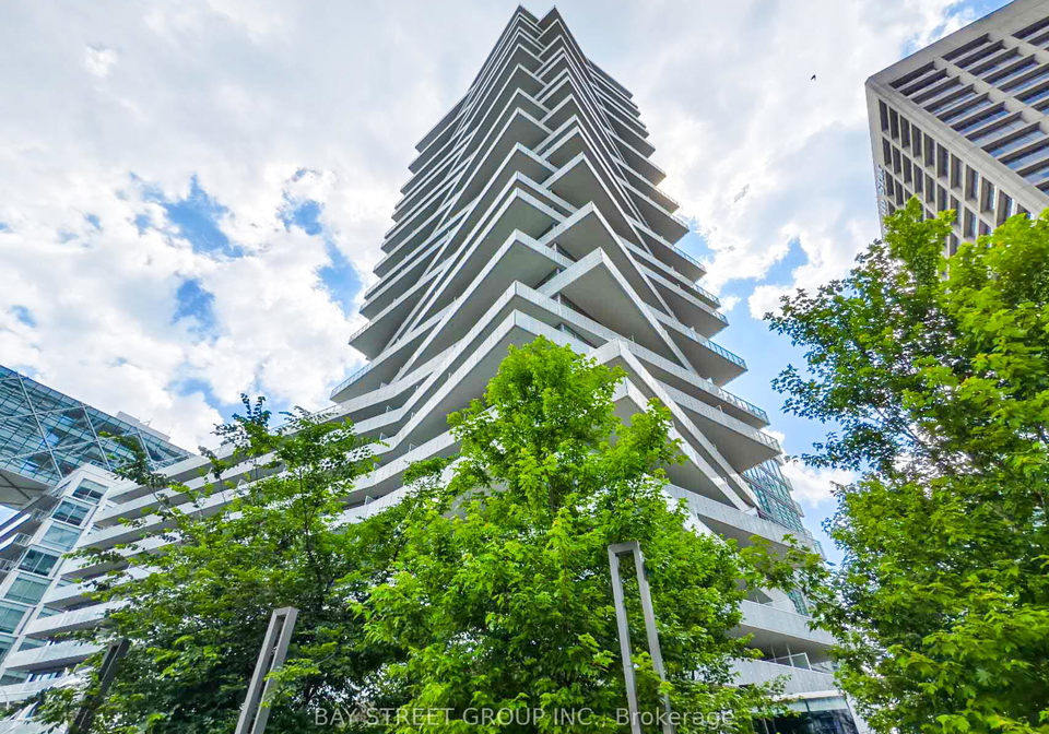 15-queens-quay-e-toronto-ontario-c12258719