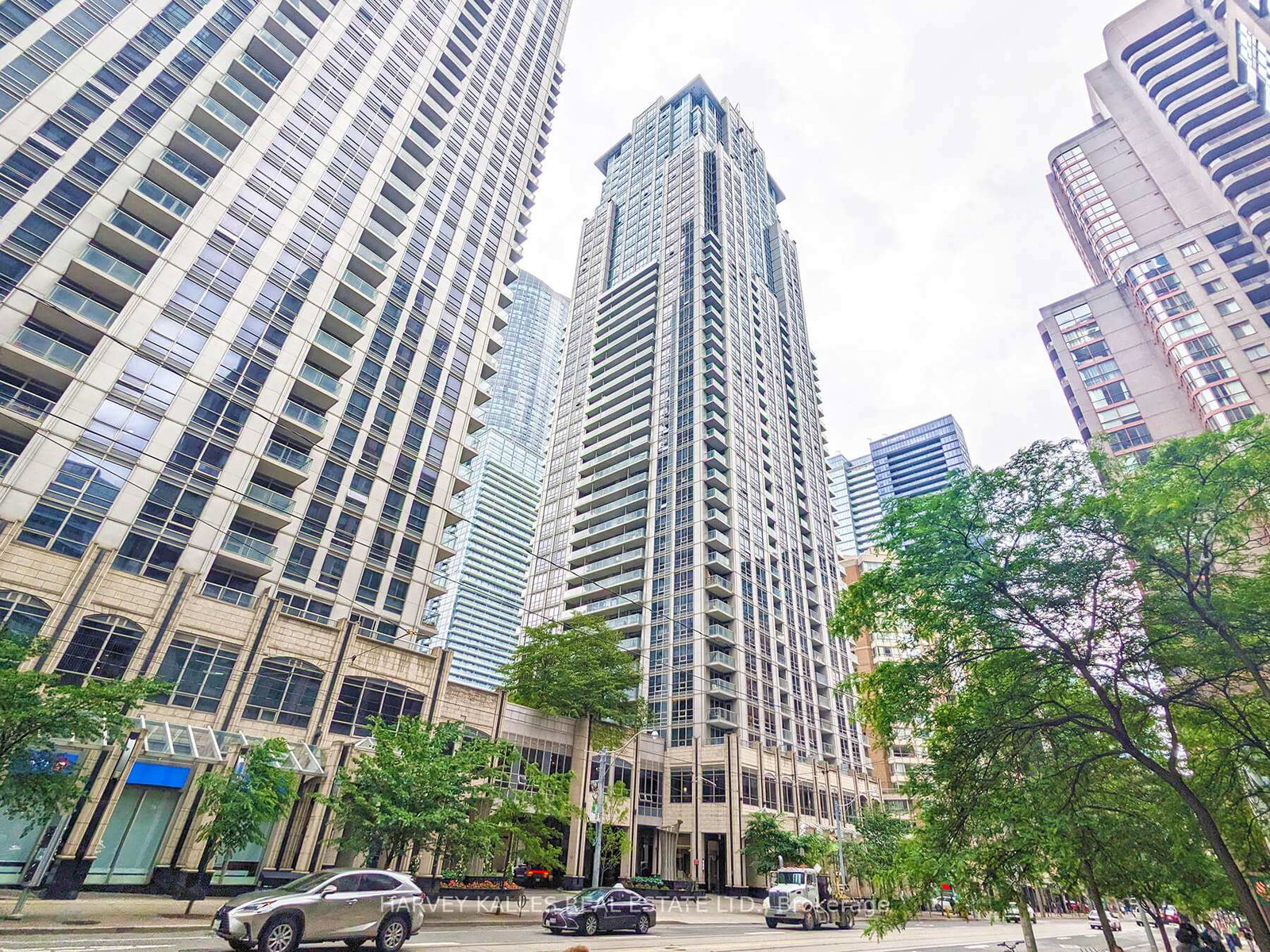 761-bay-street-toronto-ontario-c12258800
