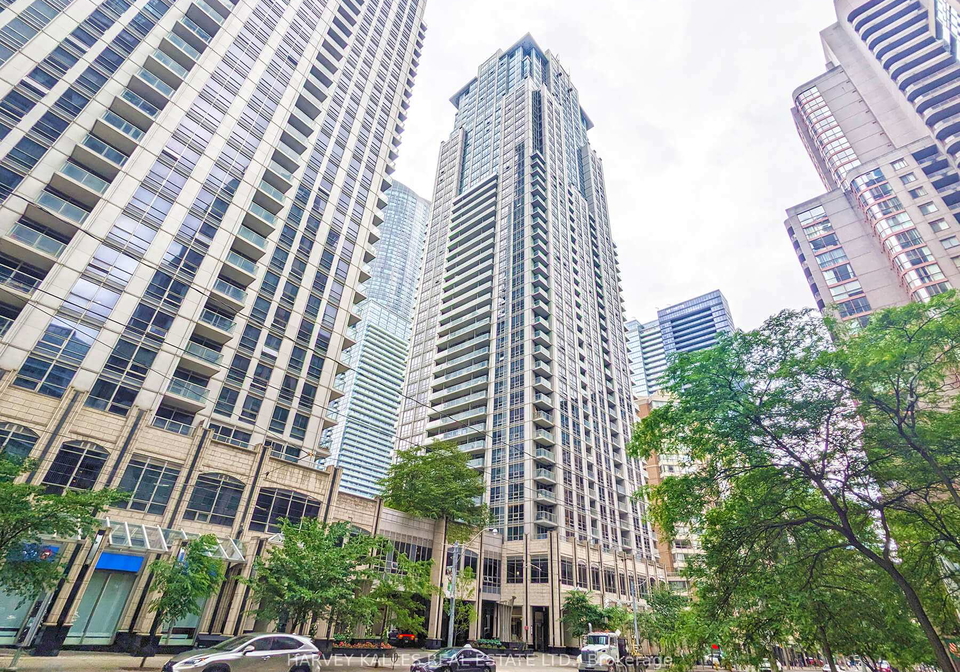 761-bay-street-toronto-ontario-c12258800