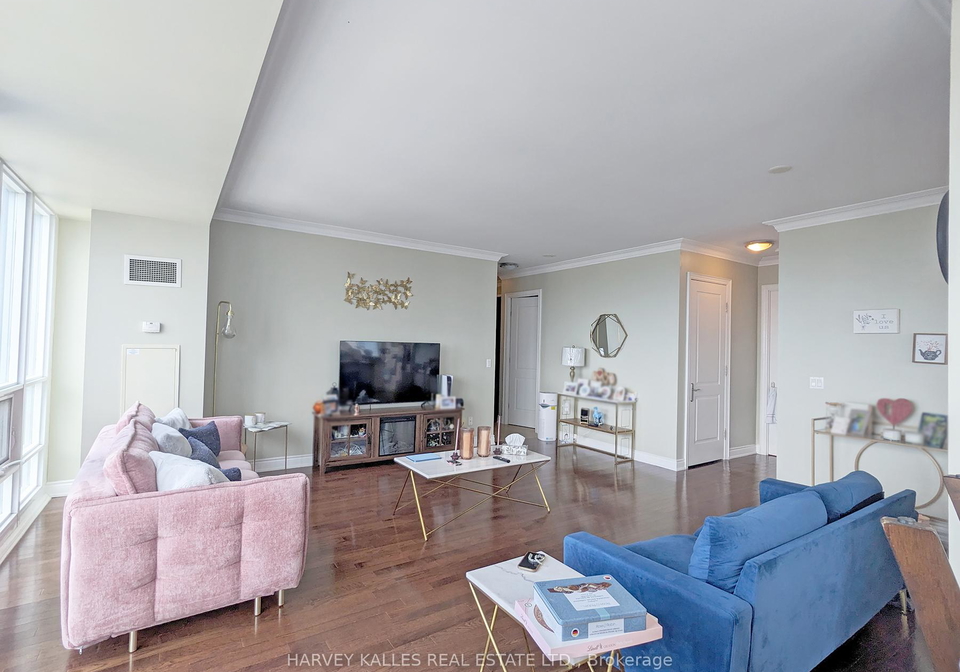 761-bay-street-toronto-ontario-c12258800