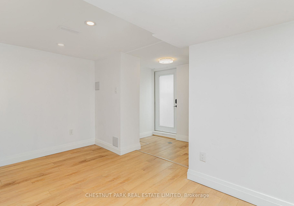 901-manning-avenue-toronto-ontario-c12259055