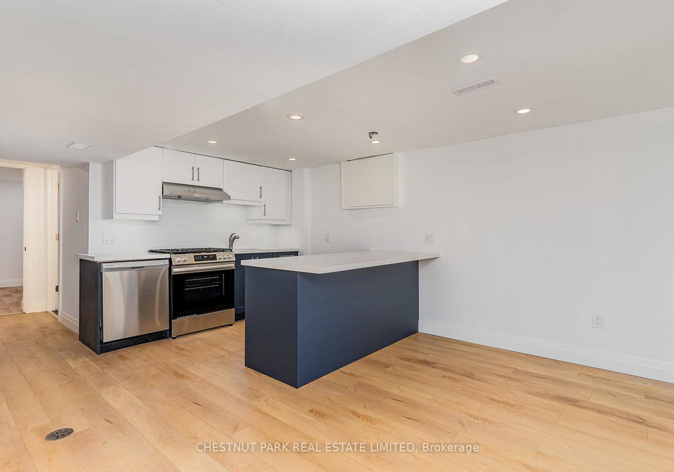 901-manning-avenue-toronto-ontario-c12259055