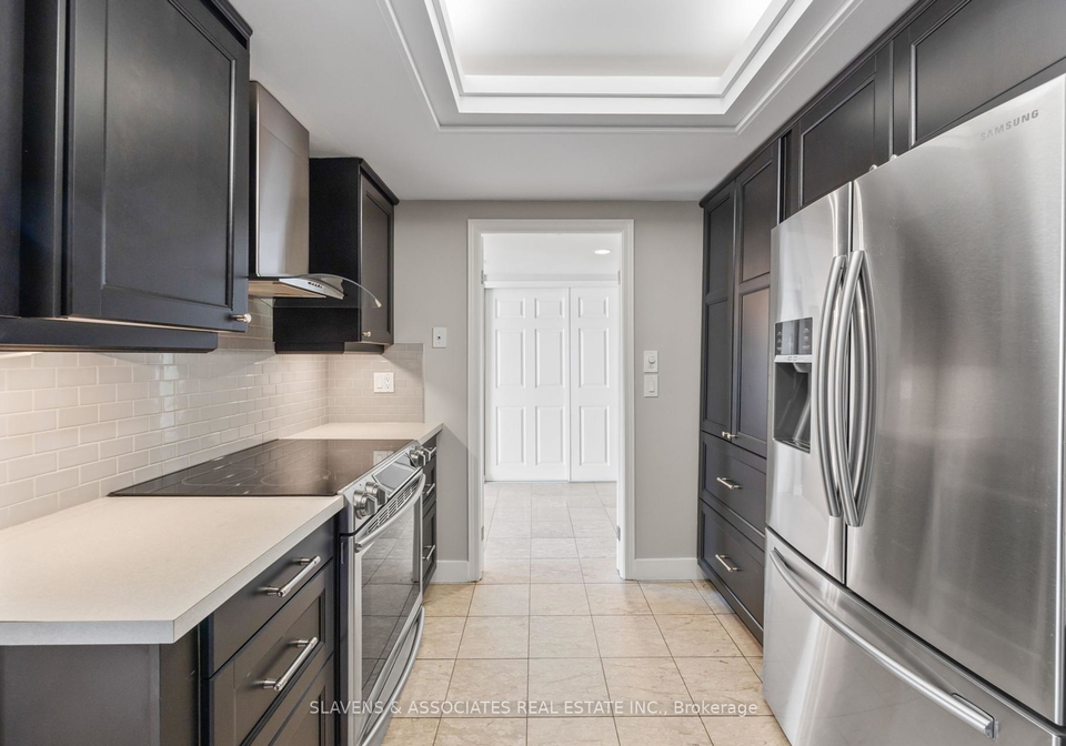 71-charles-street-e-toronto-ontario-c12259066