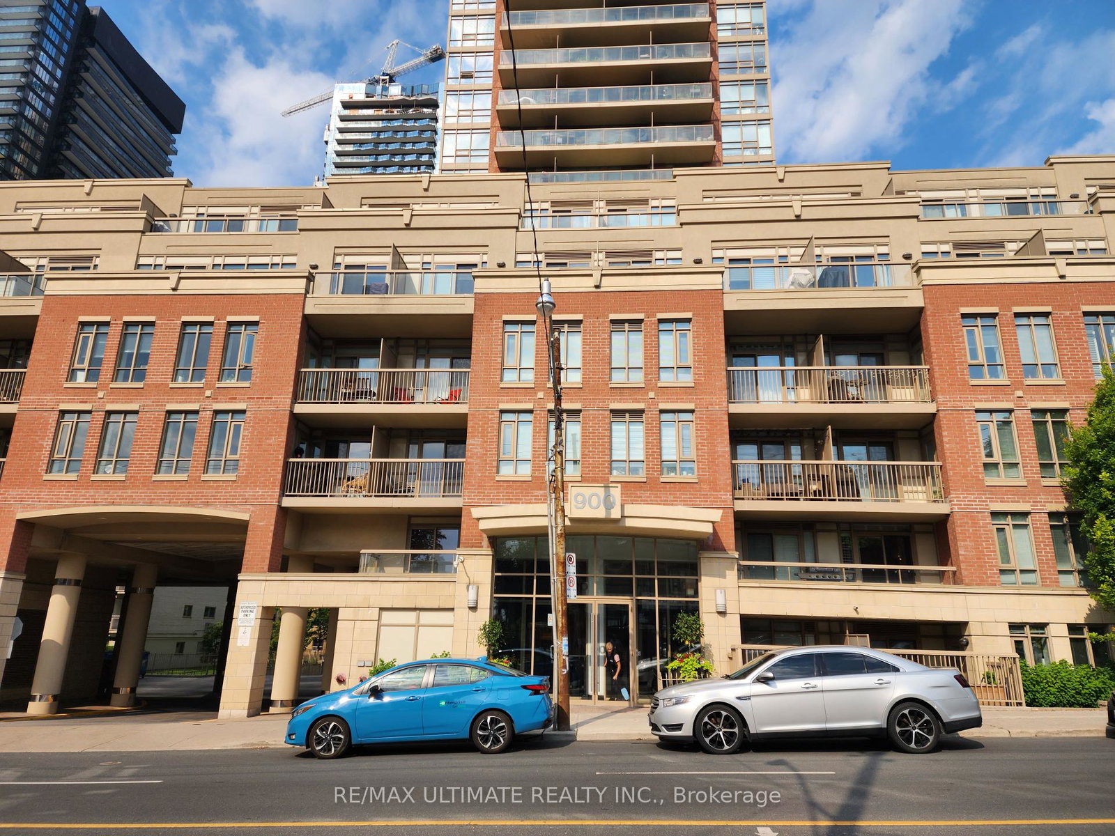 900-mount-pleasant-road-toronto-ontario-c12259264