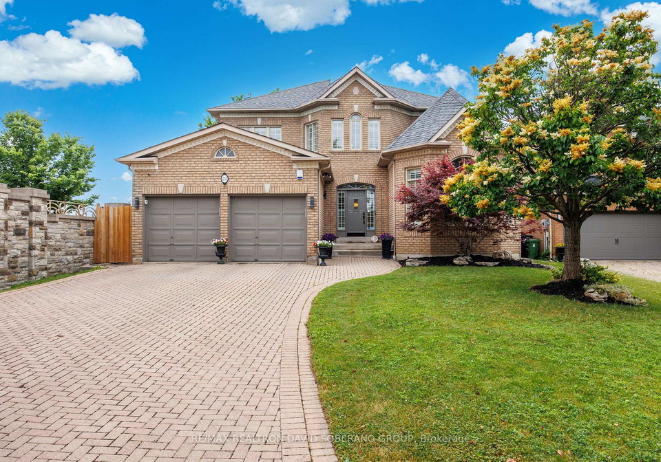 22-tillingham-keep-toronto-ontario-c12259306