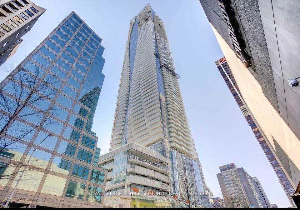 1-bloor-street-e-toronto-ontario-c12259614
