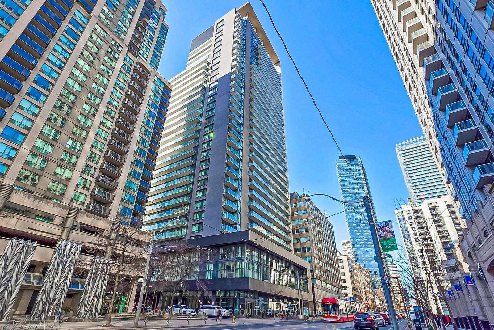 770-bay-street-toronto-ontario-c12259666