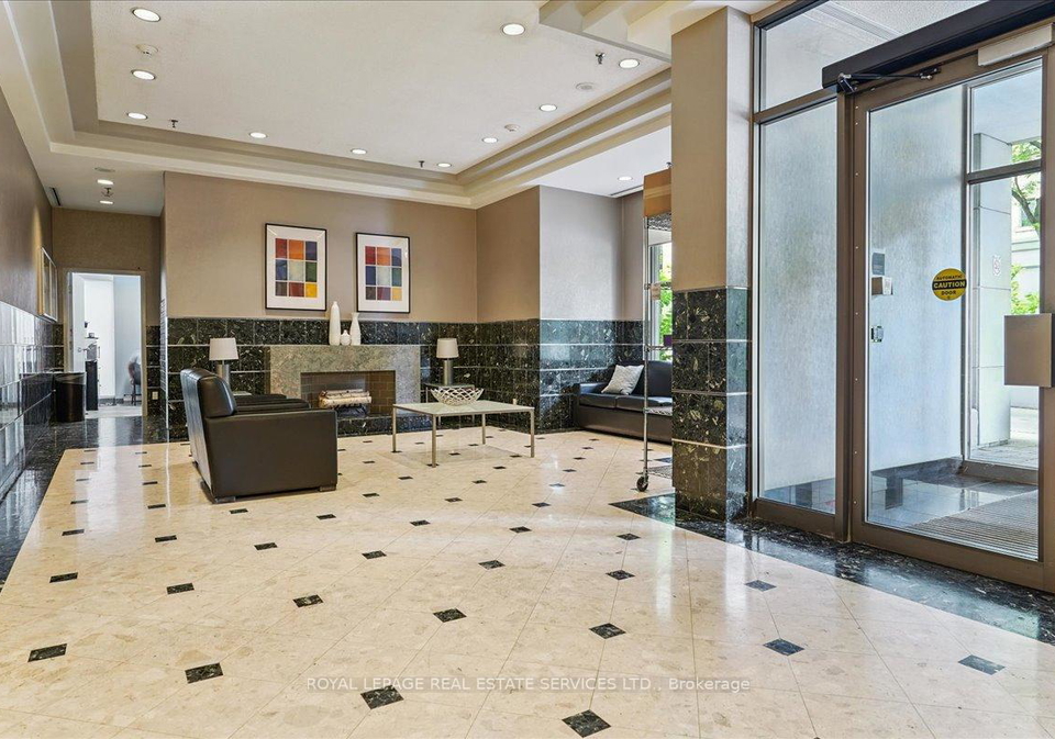 298-jarvis-street-toronto-ontario-c12259702
