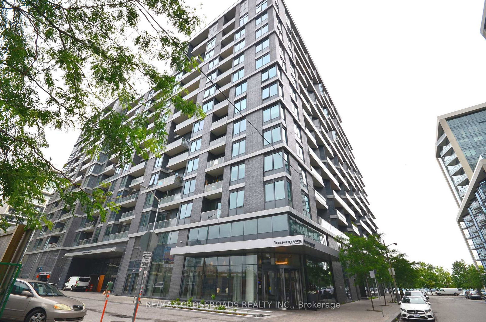 1-edgewater-drive-toronto-ontario-c12259952
