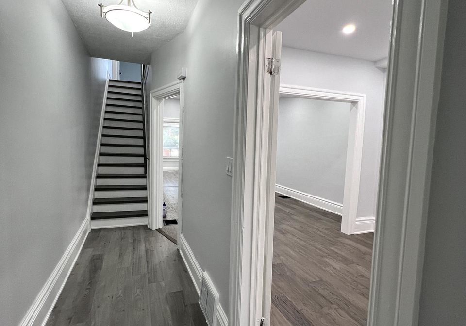 476-lansdowne-avenue-toronto-ontario-c12260386