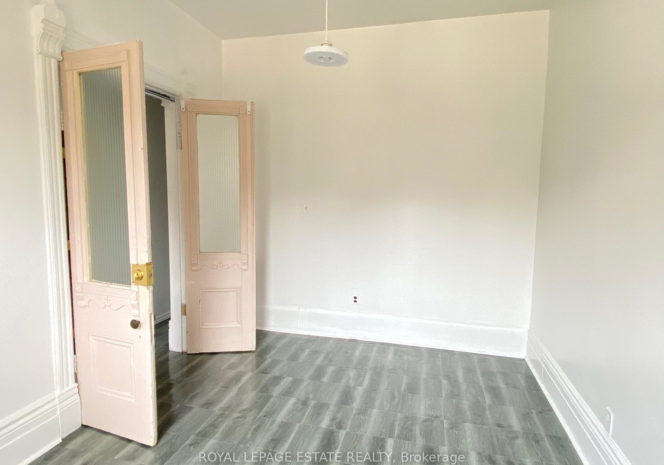 114-baldwin-street-toronto-ontario-c12260474
