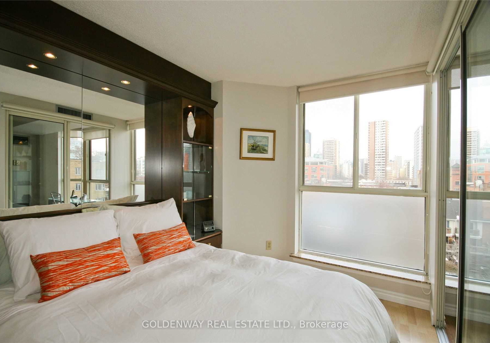 1055-bay-street-toronto-ontario-c12260624
