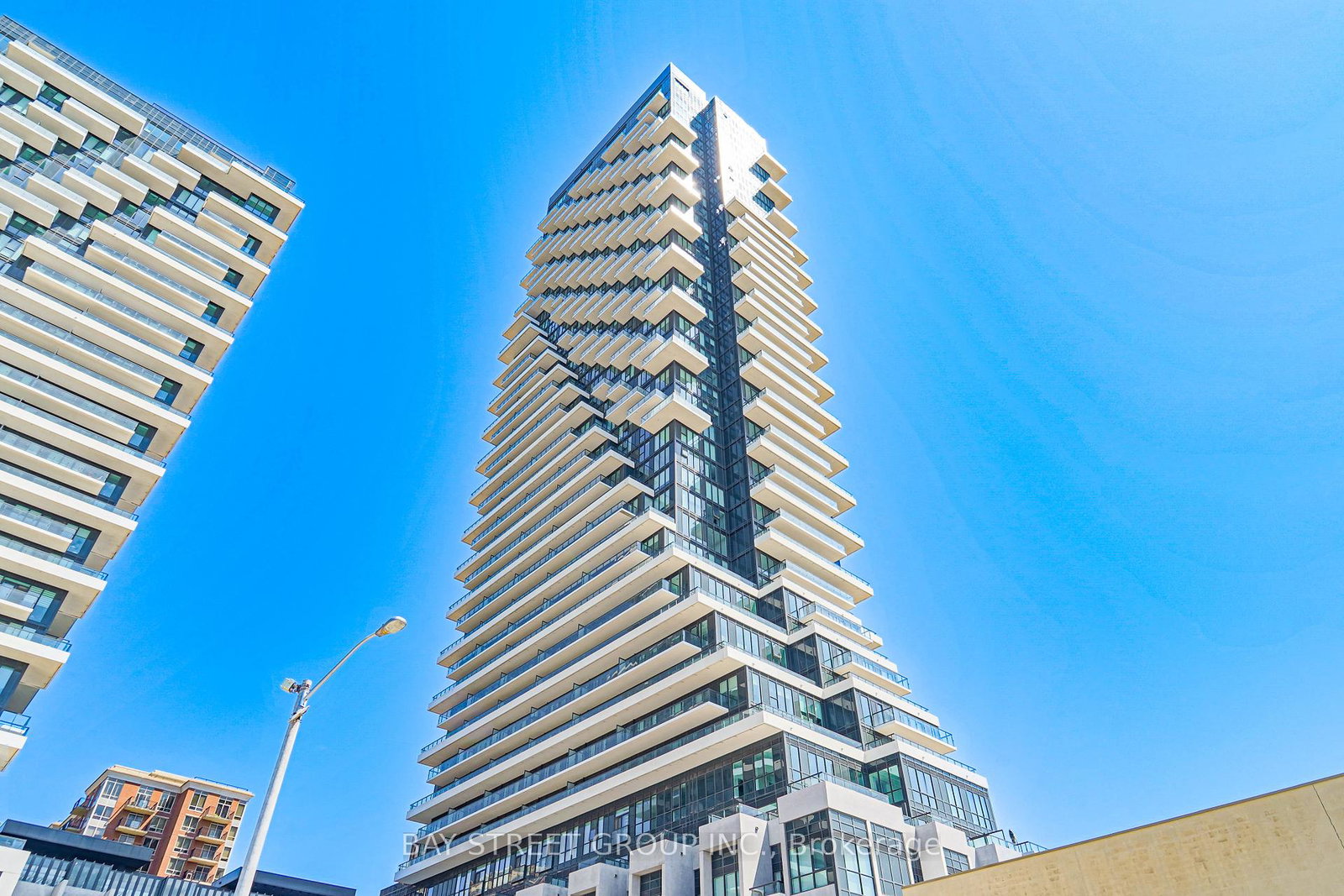 30-inn-on-the-park-drive-north-york-ontario-c12260727