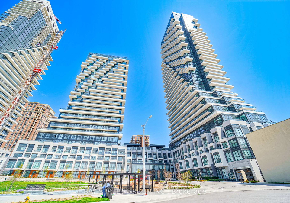 30-inn-on-the-park-drive-north-york-ontario-c12260727