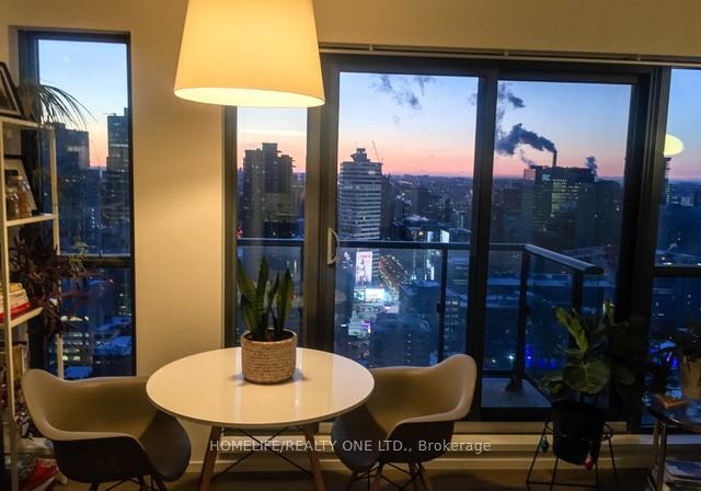 159-dundas-street-e-toronto-ontario-c12260809