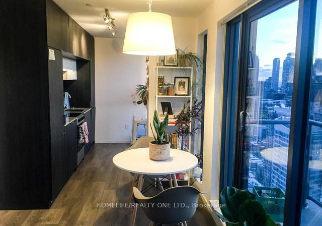 159-dundas-street-e-toronto-ontario-c12260809
