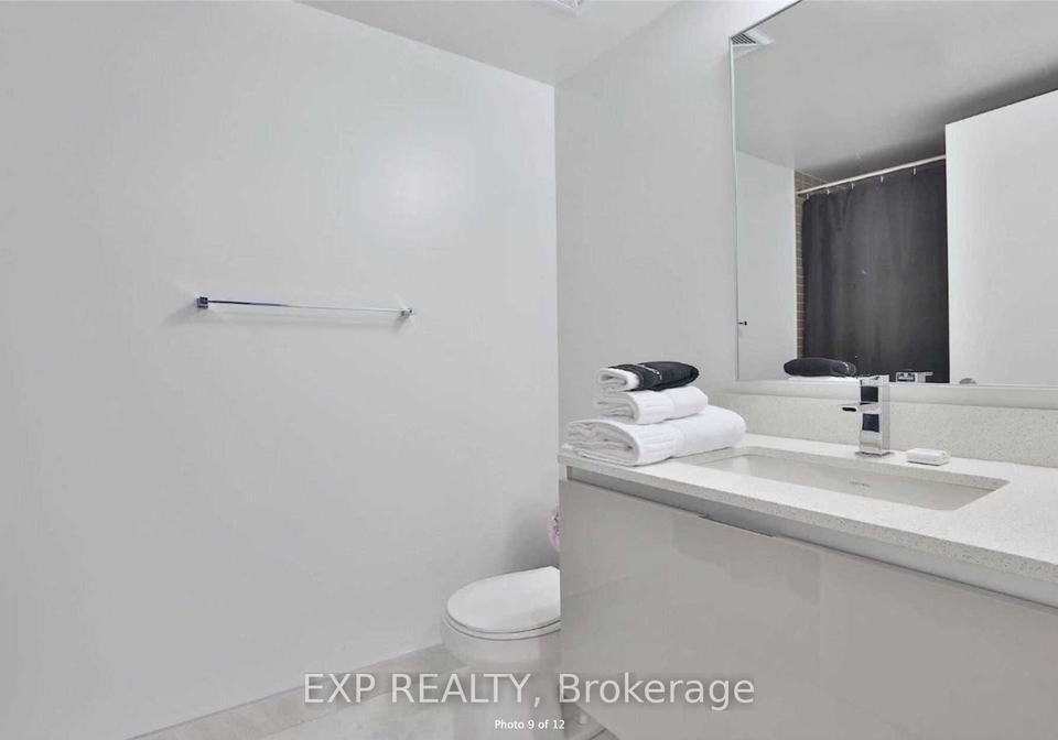 200-bloor-street-w-toronto-ontario-c12260851