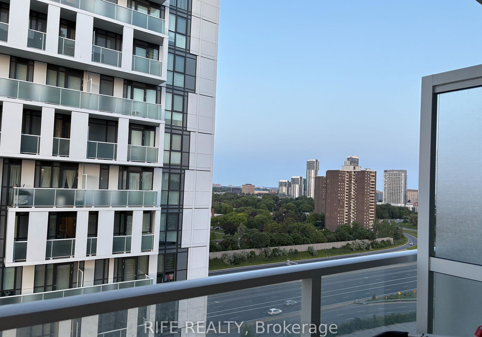180-fairview-mall-drive-north-york-ontario-c12260869